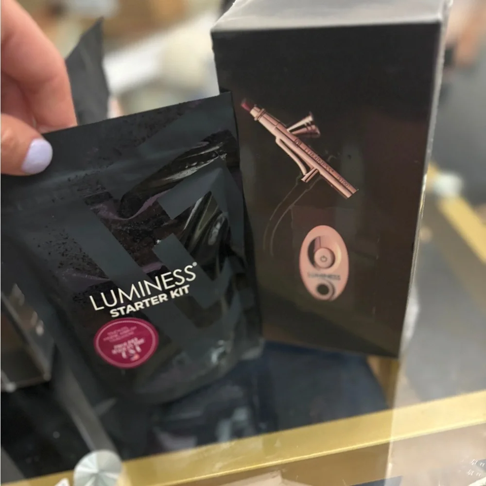 Luminess new sealed