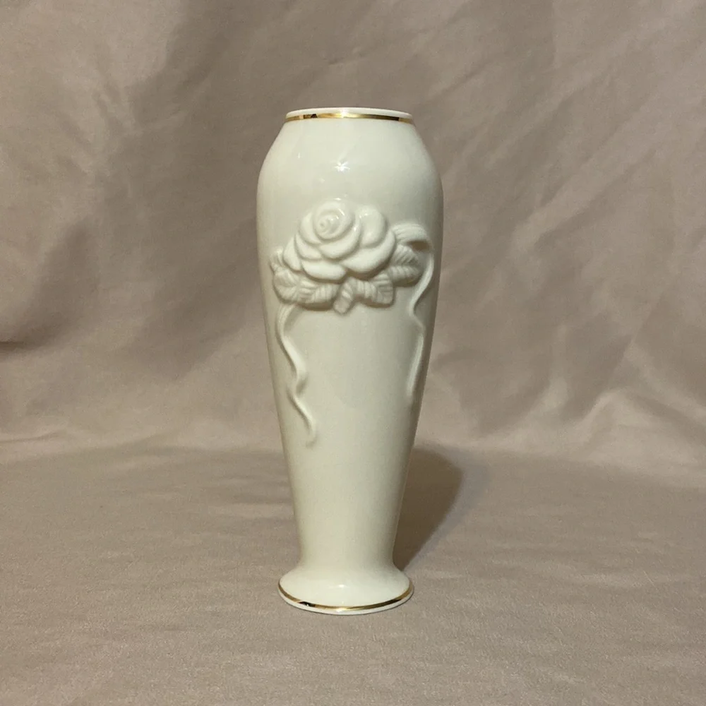 Lenox Collections Vase