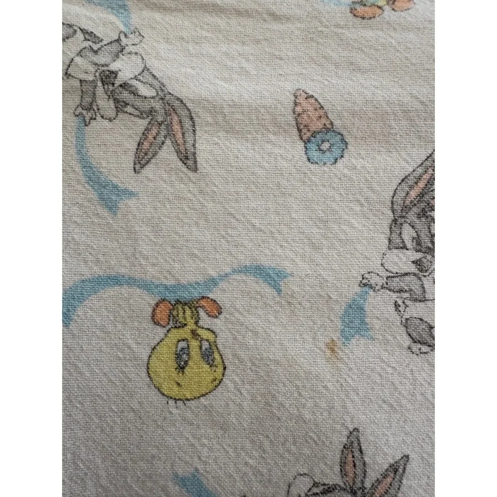 The Unbranded Brand details looney