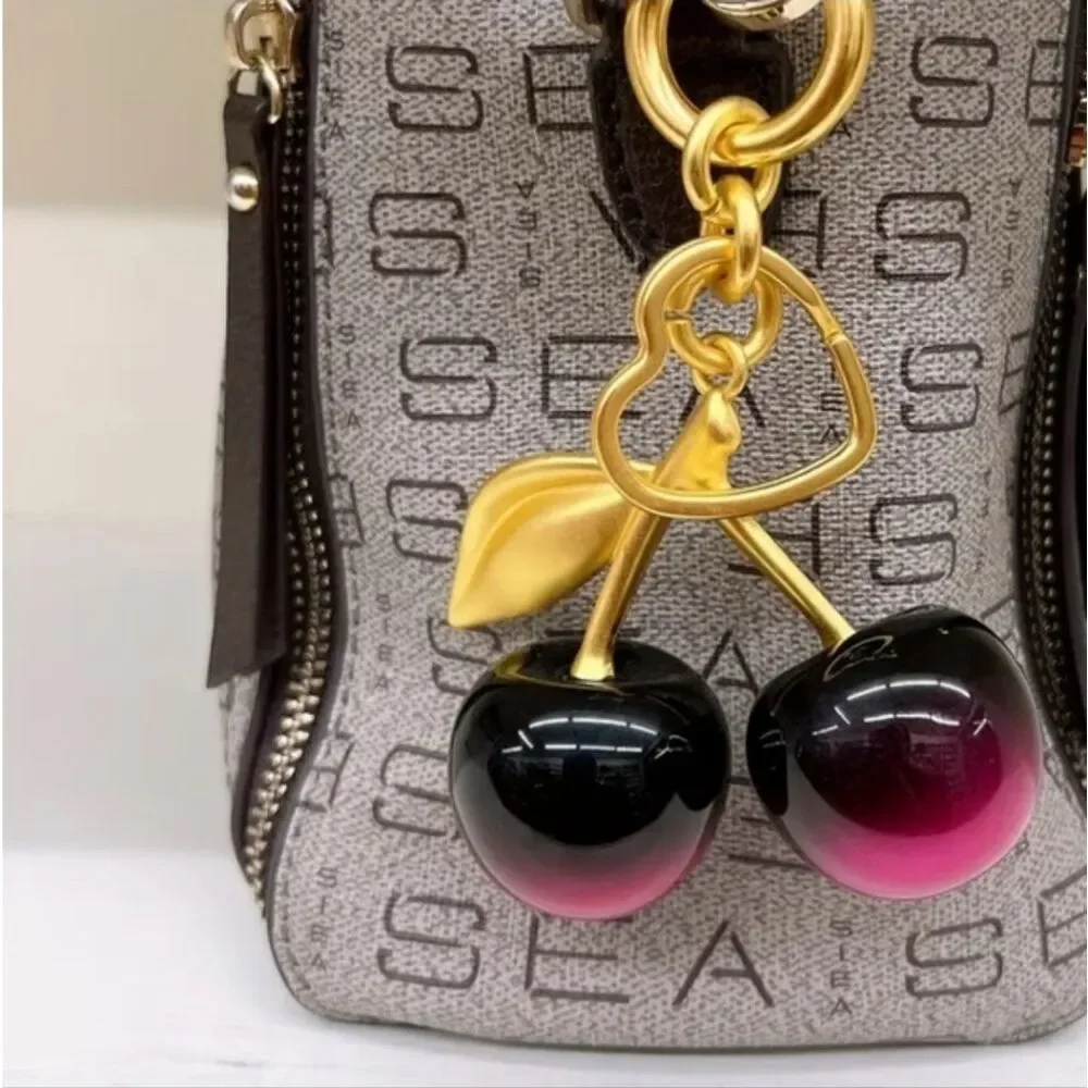 N/A chic resin