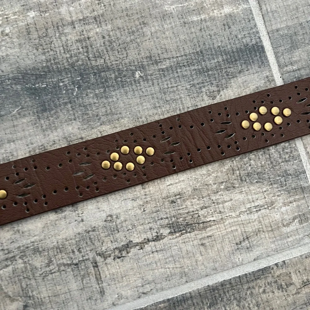 Amiee Lynn weathered casual