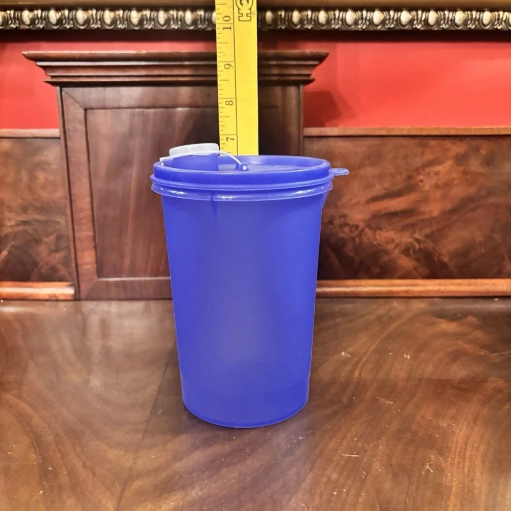 Tupperware vintage 321