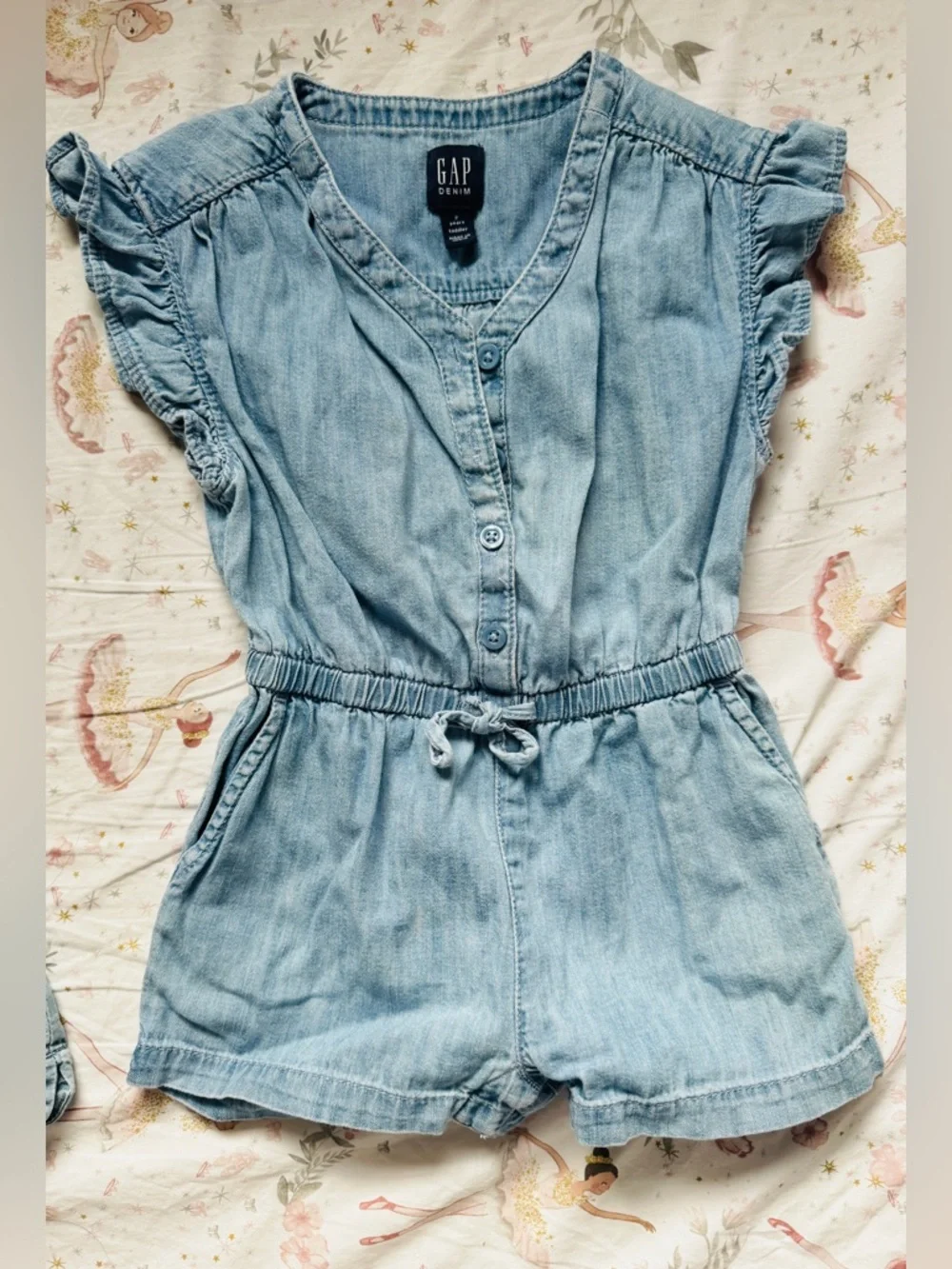 GAP adorable toddler