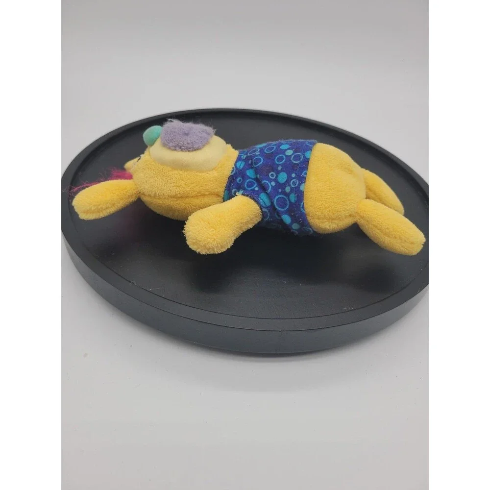 2010 Sing a Ma Jigs Plush Toy Fisher Price 10” Yellow W/ Blue Shirt Working