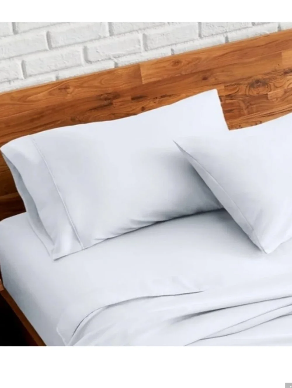 Bare Home 4 Pillow Cases Standard = Queen Size White Two Sets Of 2 Microfiber
