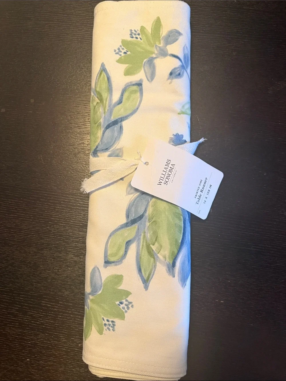 Williams Sonoma Painted Vine Table Runner New! 16” x 108”
