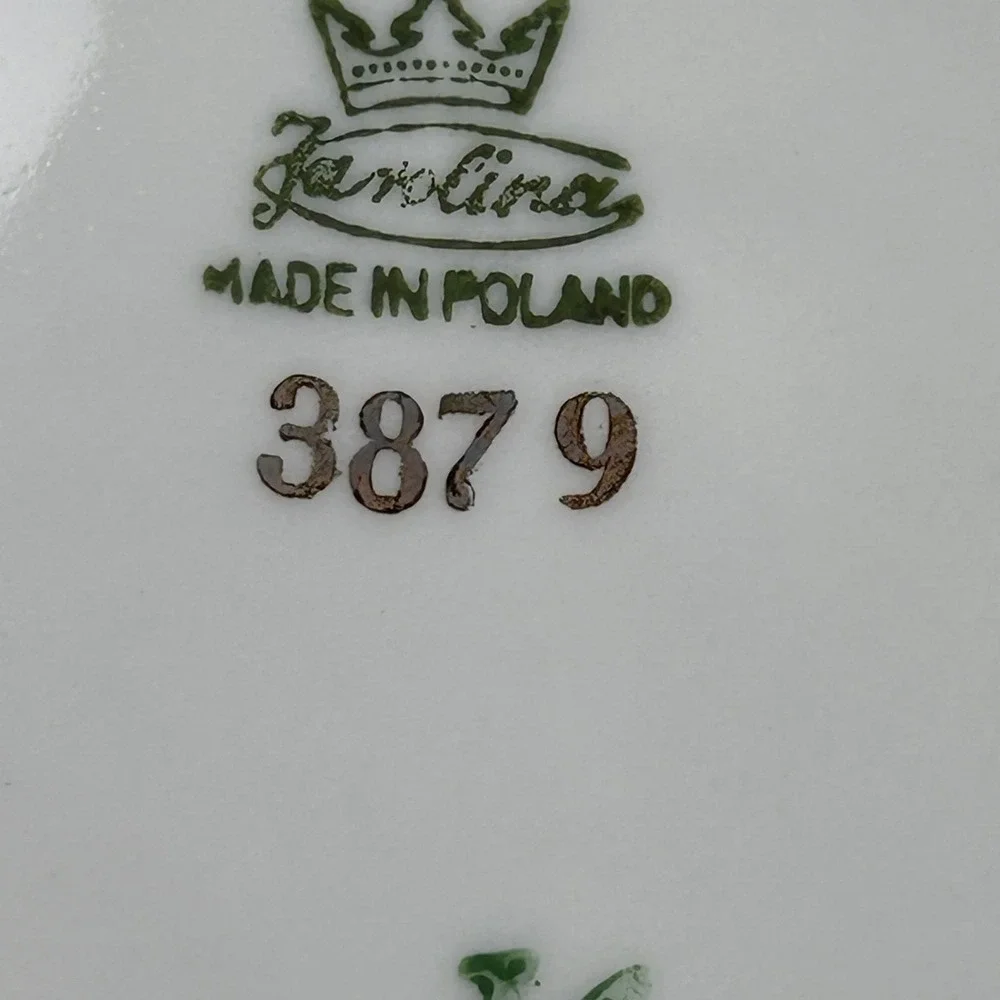 Karolina fine china