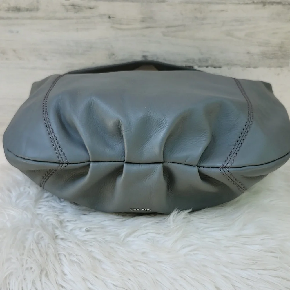 The Sak versatile pocket soft