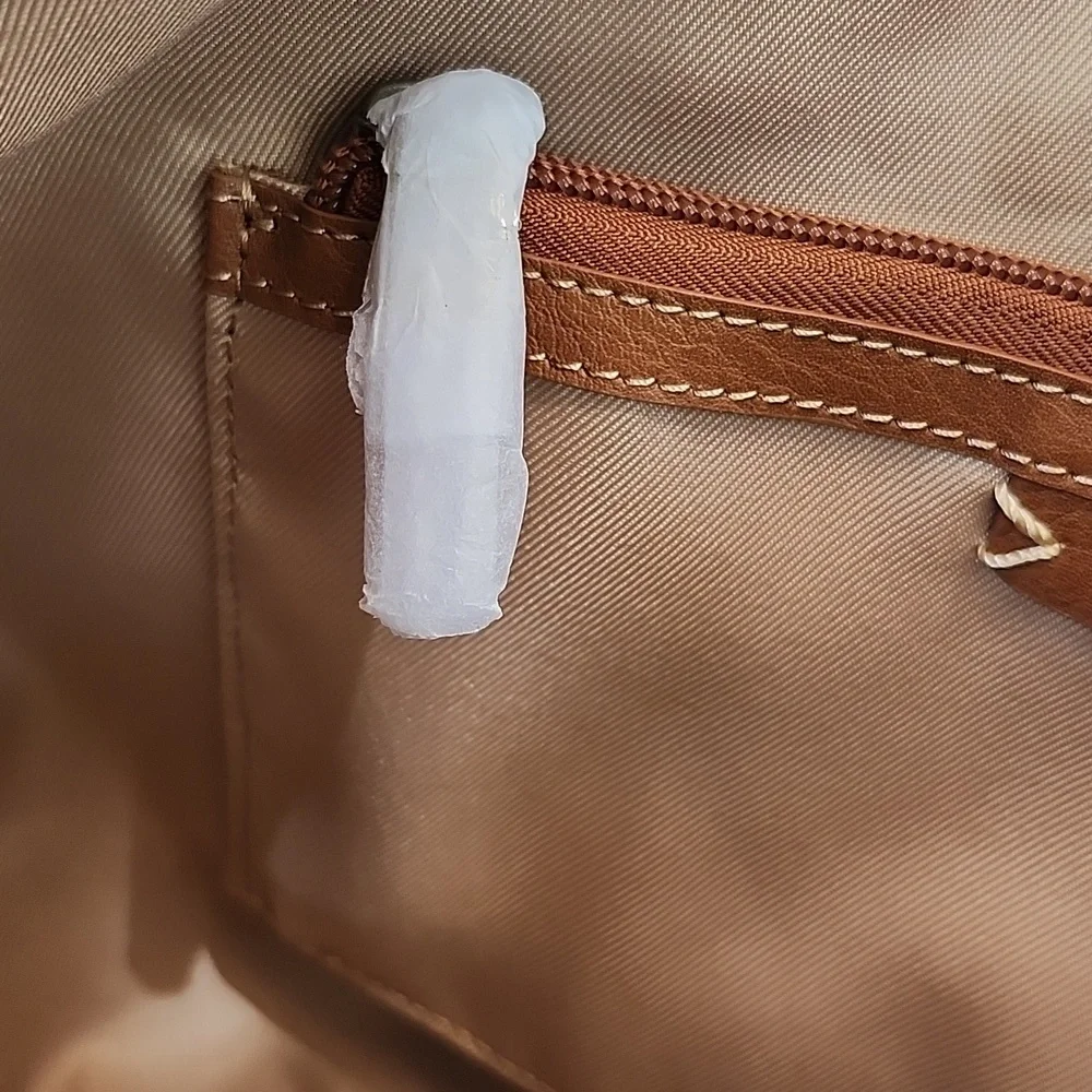 The Sak padded single shoulder