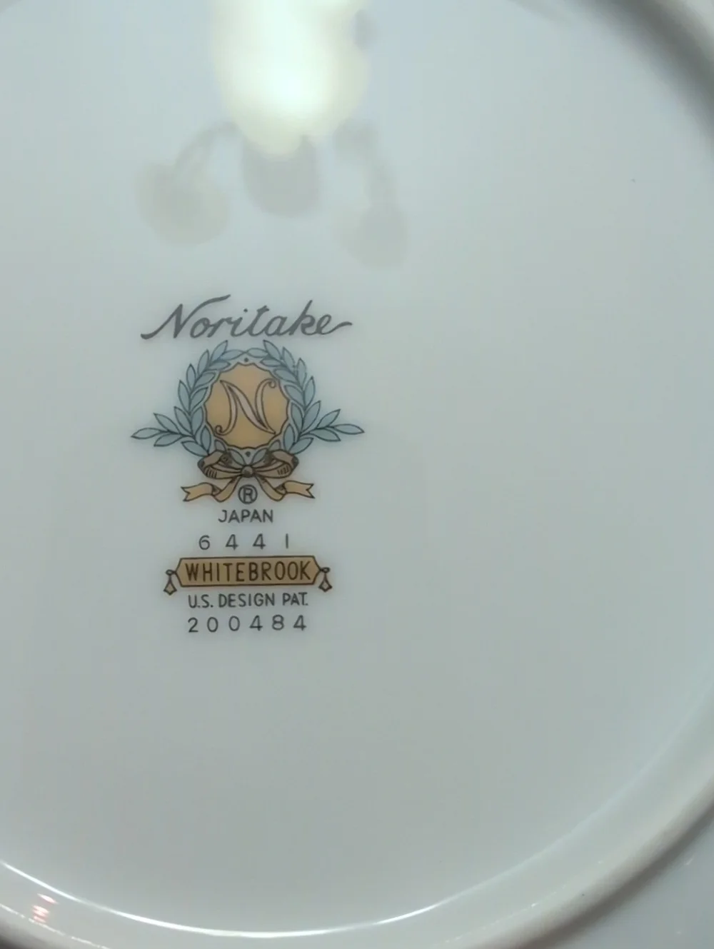 Noritake delicate dessert edging