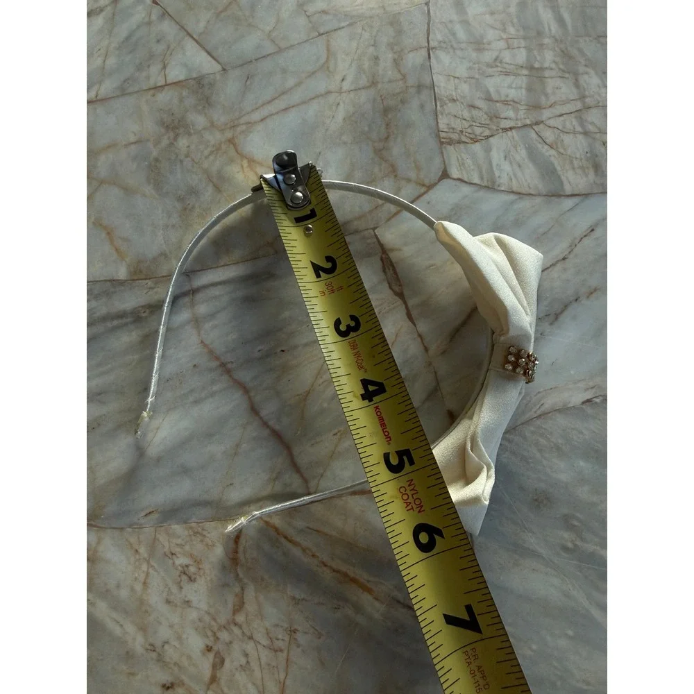 Unbranded elegant cream