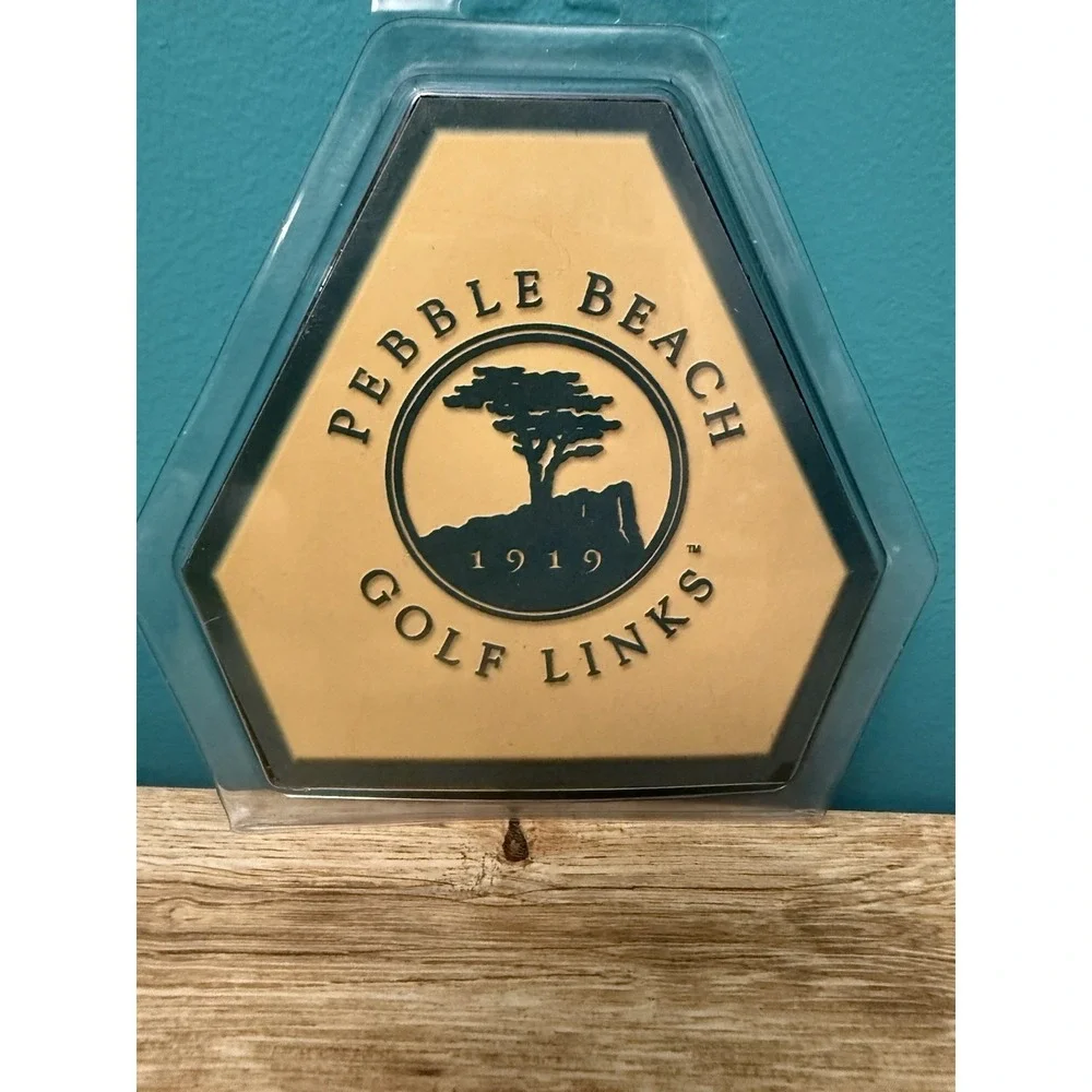 Pebble Beach Golf Links outer plastic
