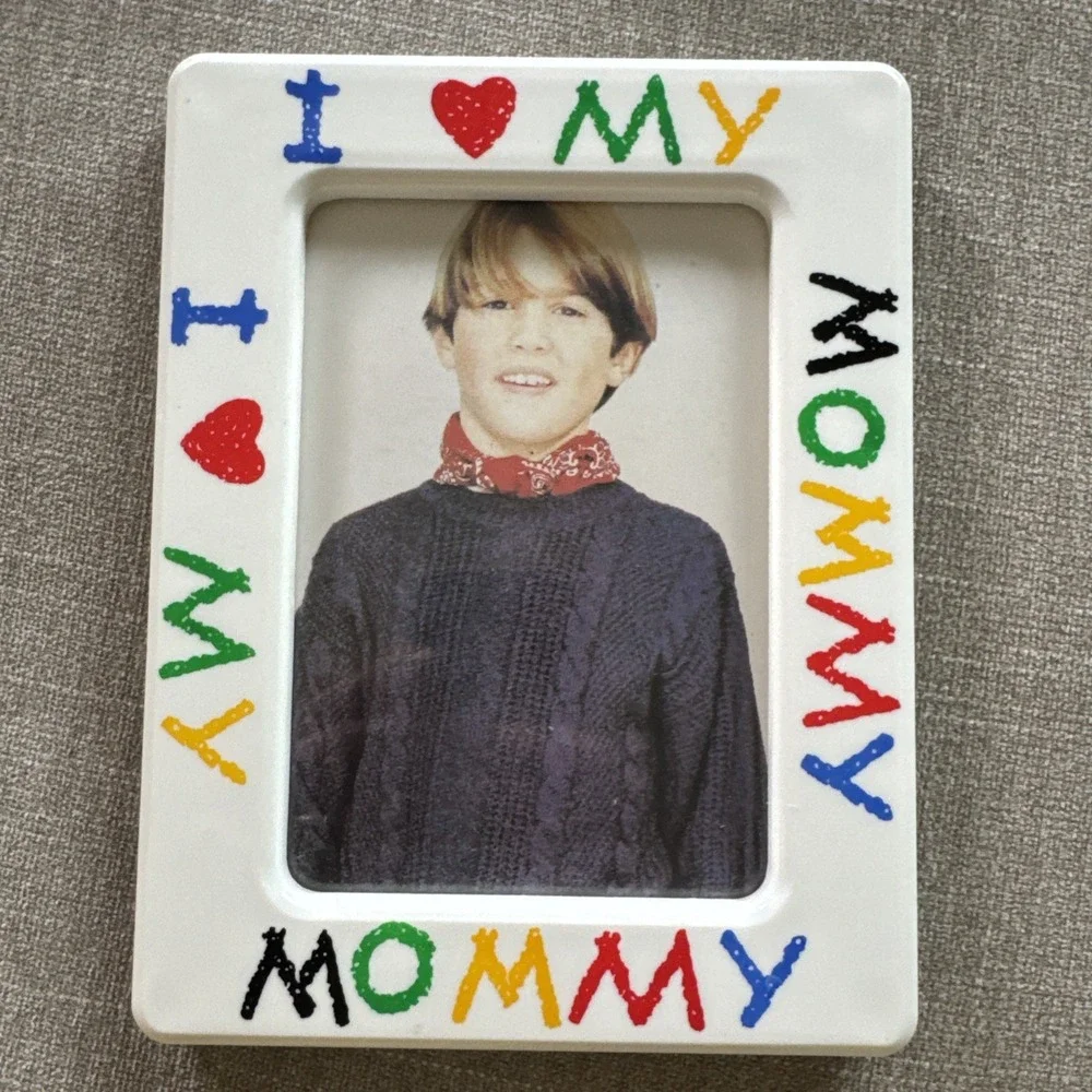 Vintage I Love My Mommy Plastic Picture Crayon Style Photo‎ 3.5 x 5.25