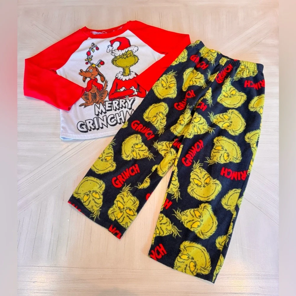 The Grinch bring festive