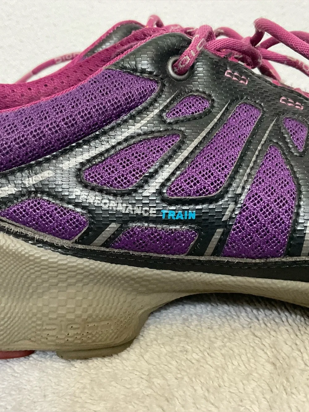 Ecco size 39