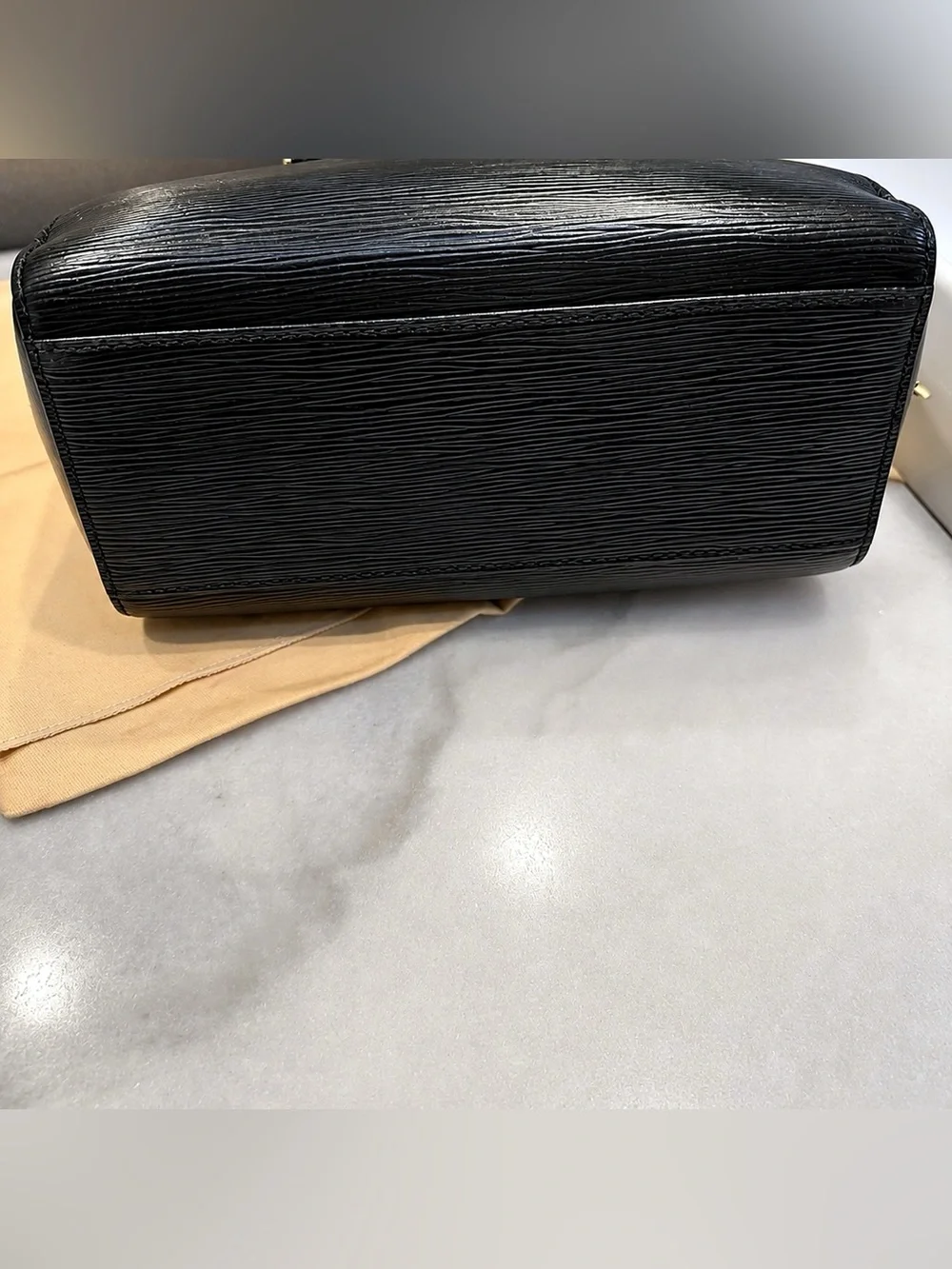 Louis Vuitton classic louis