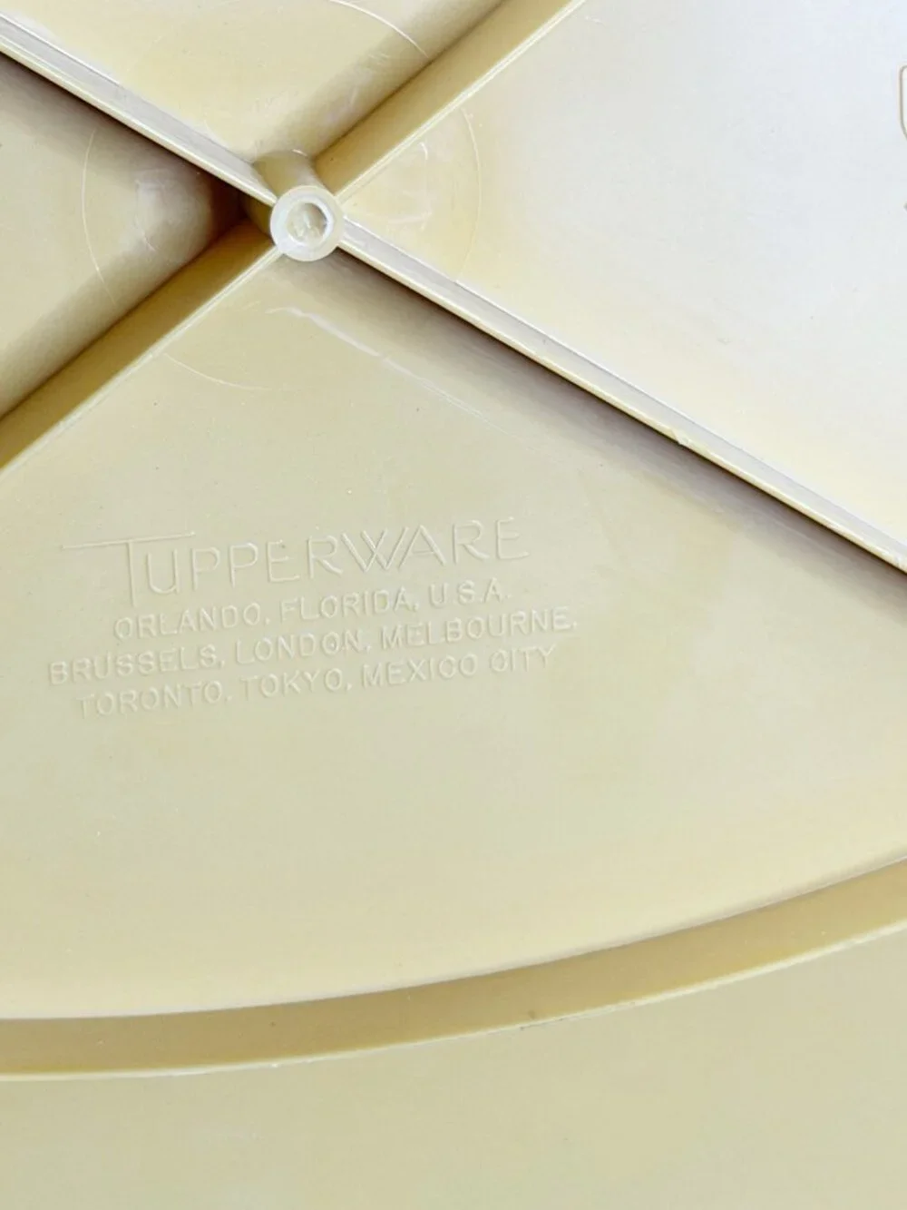 Tupperware no flaws