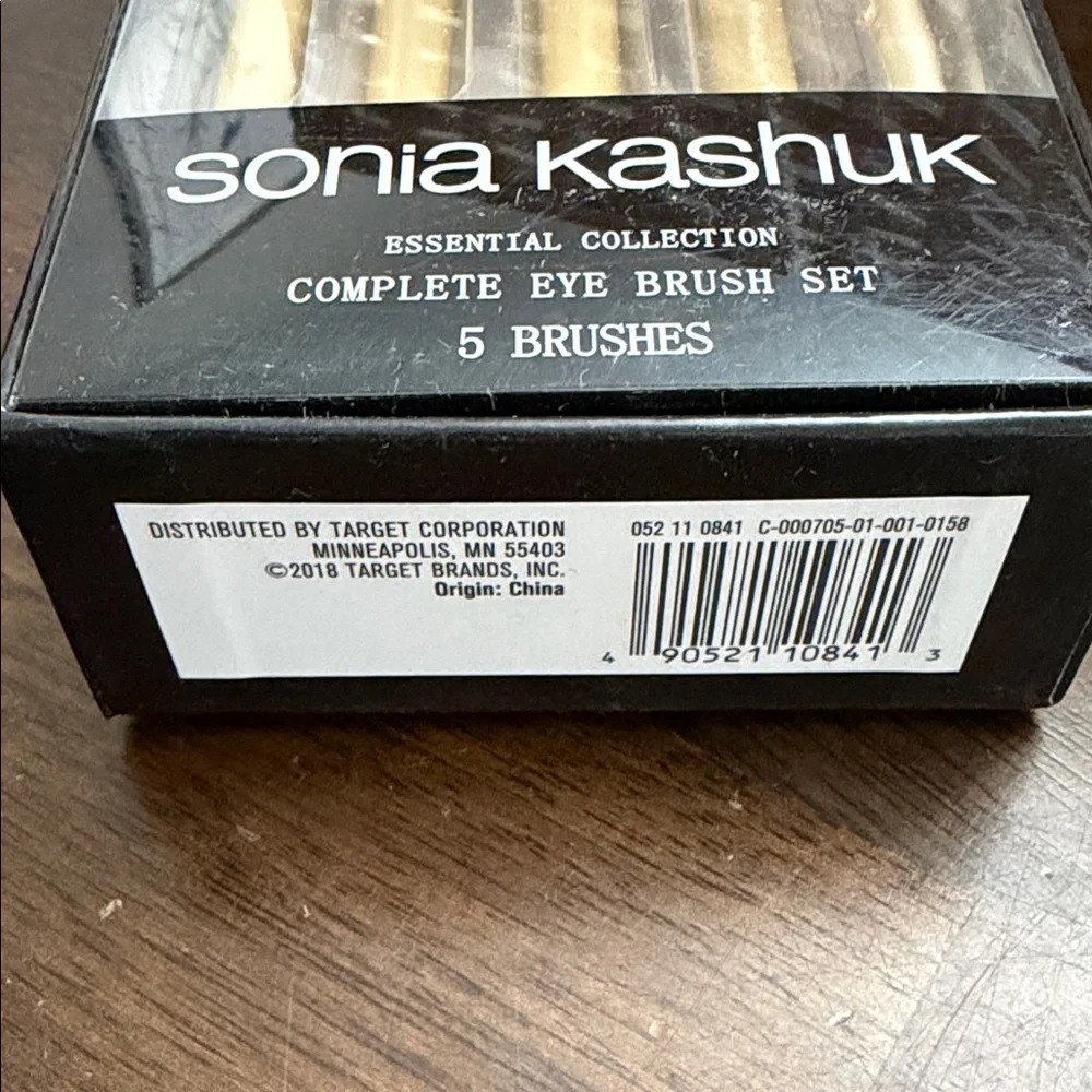 Sonia Kashuk elegant gold