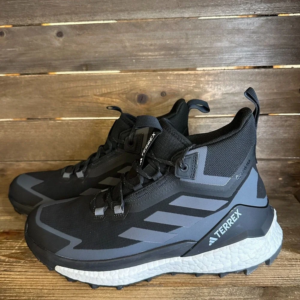 adidas size 5m