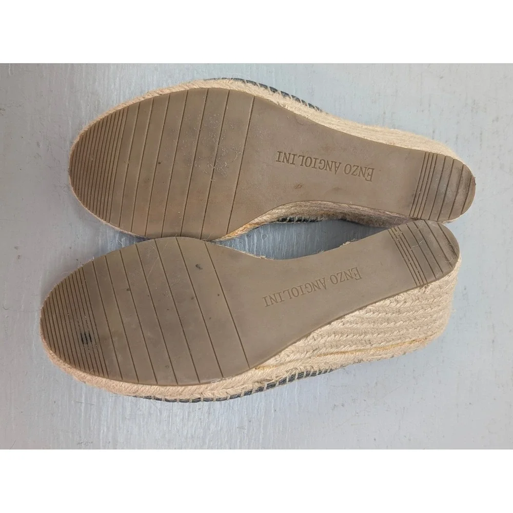 Enzo Angiolini step into