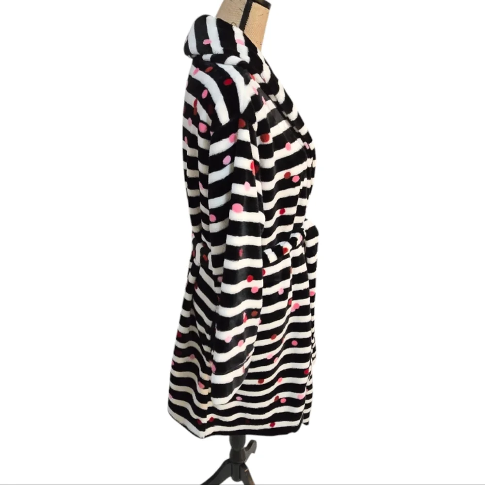 Kate‎ Spade New York® Chenille Wrap Robe Black & White Striped With Polka Dots M