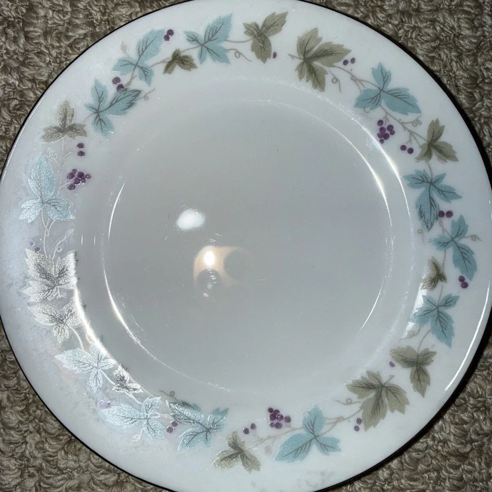 Vintage Fine China Japan 6701‎ Bread Cake Plate 6.5