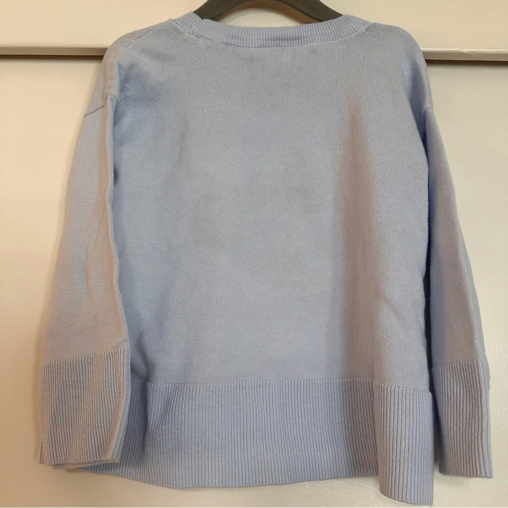 GAP charming sweatshirts