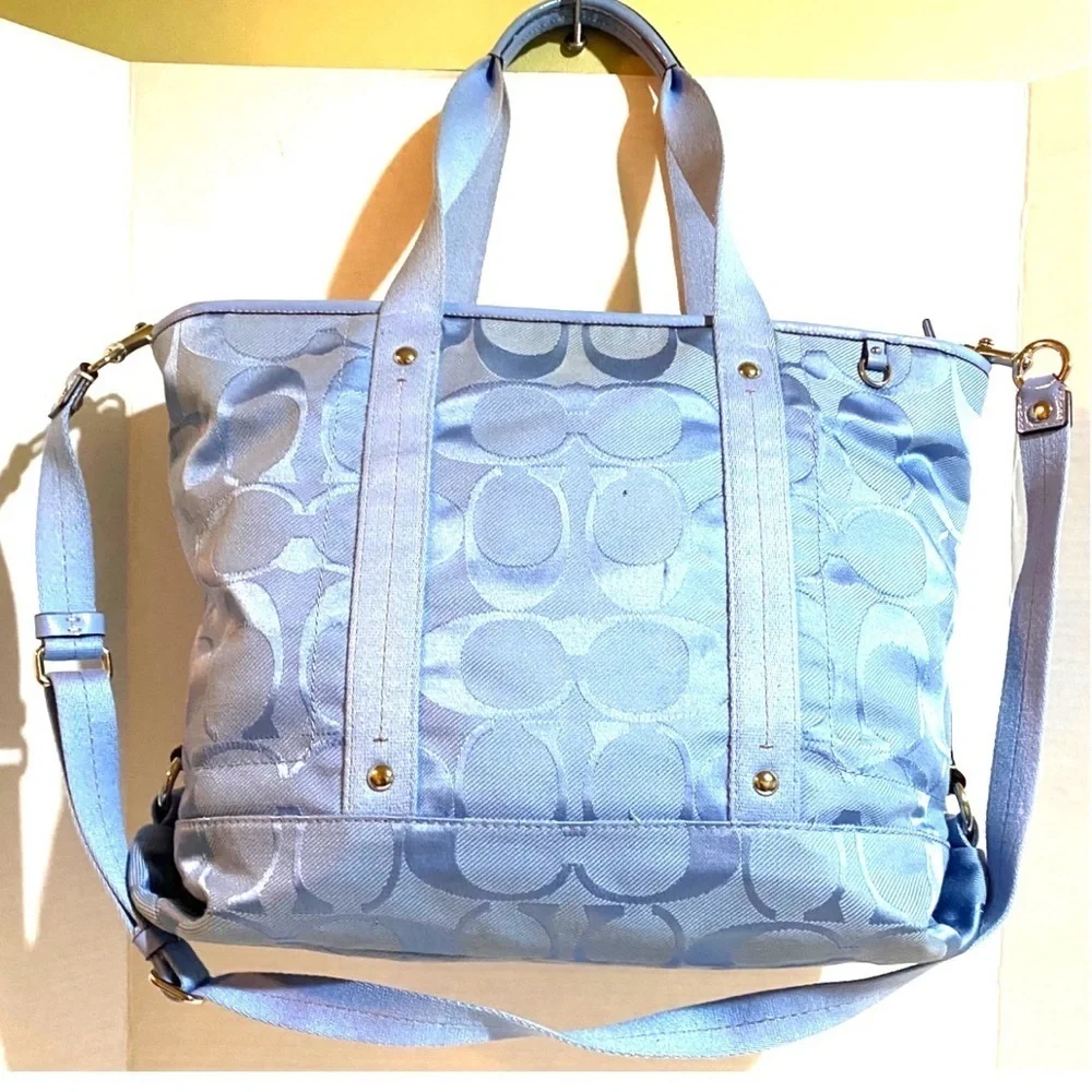 Coach cc signature