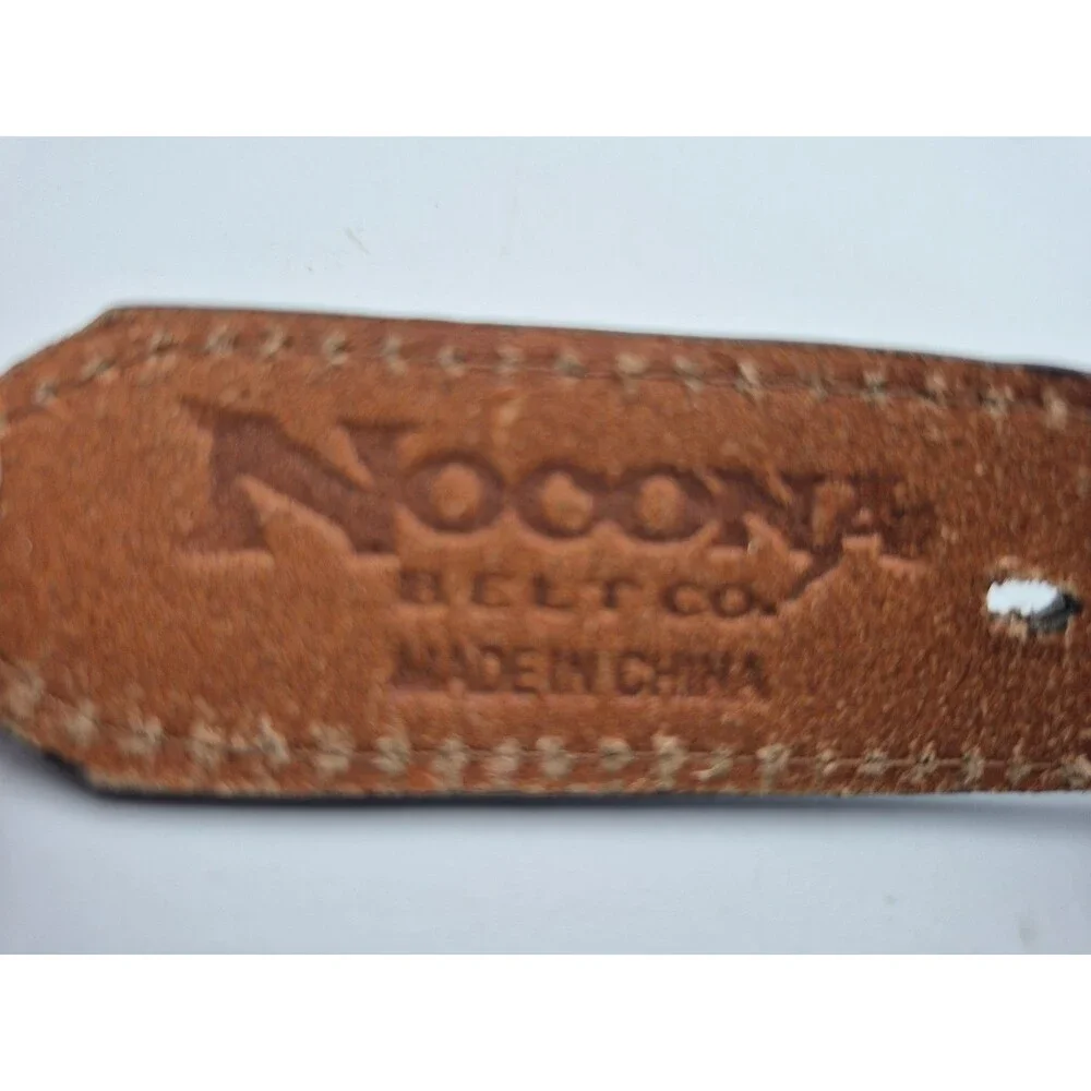 Noona leather dog