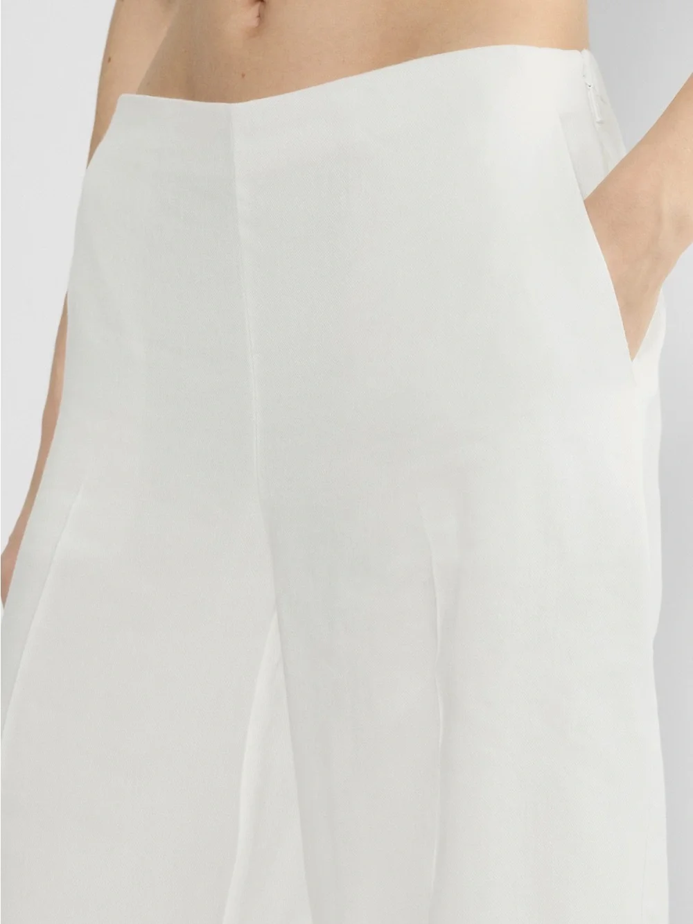 Aritzia absolutely gorgeous
