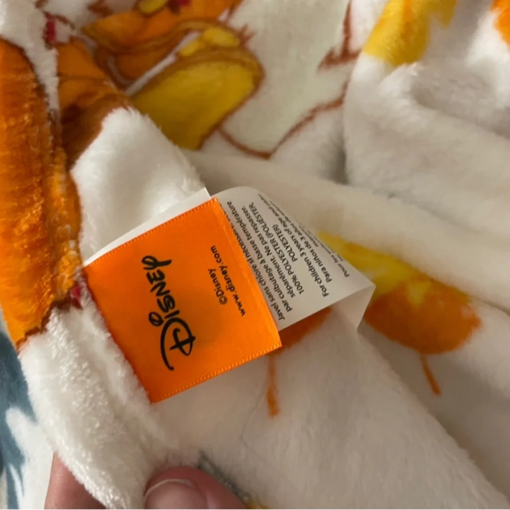 NWT Oversized Disney Fall Themed Plush Blanket
