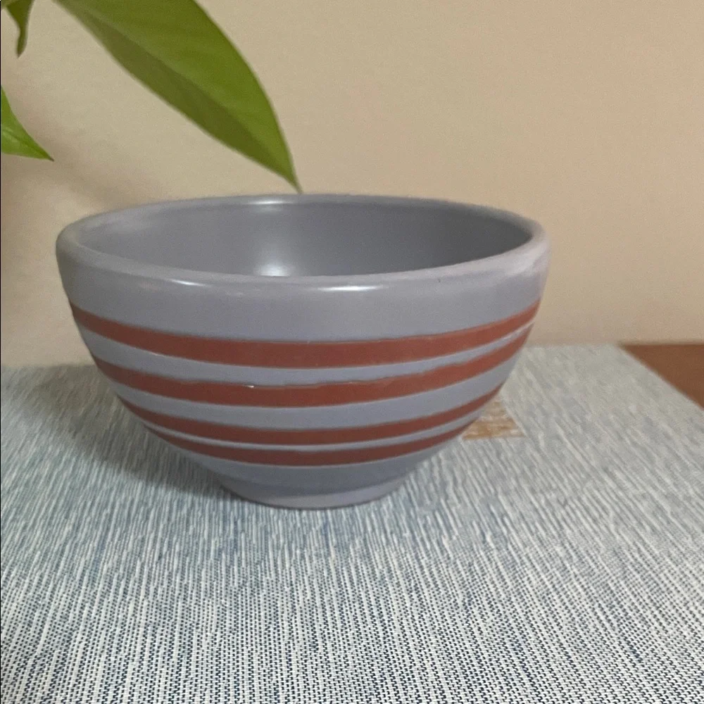 Starbucks set stoneware