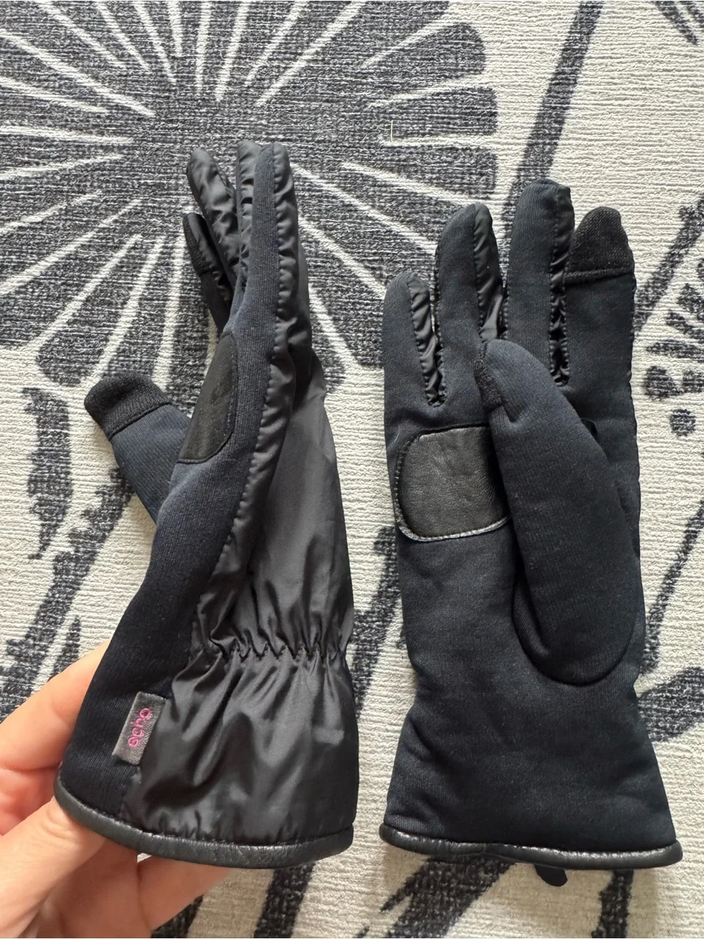 N/A black insulated