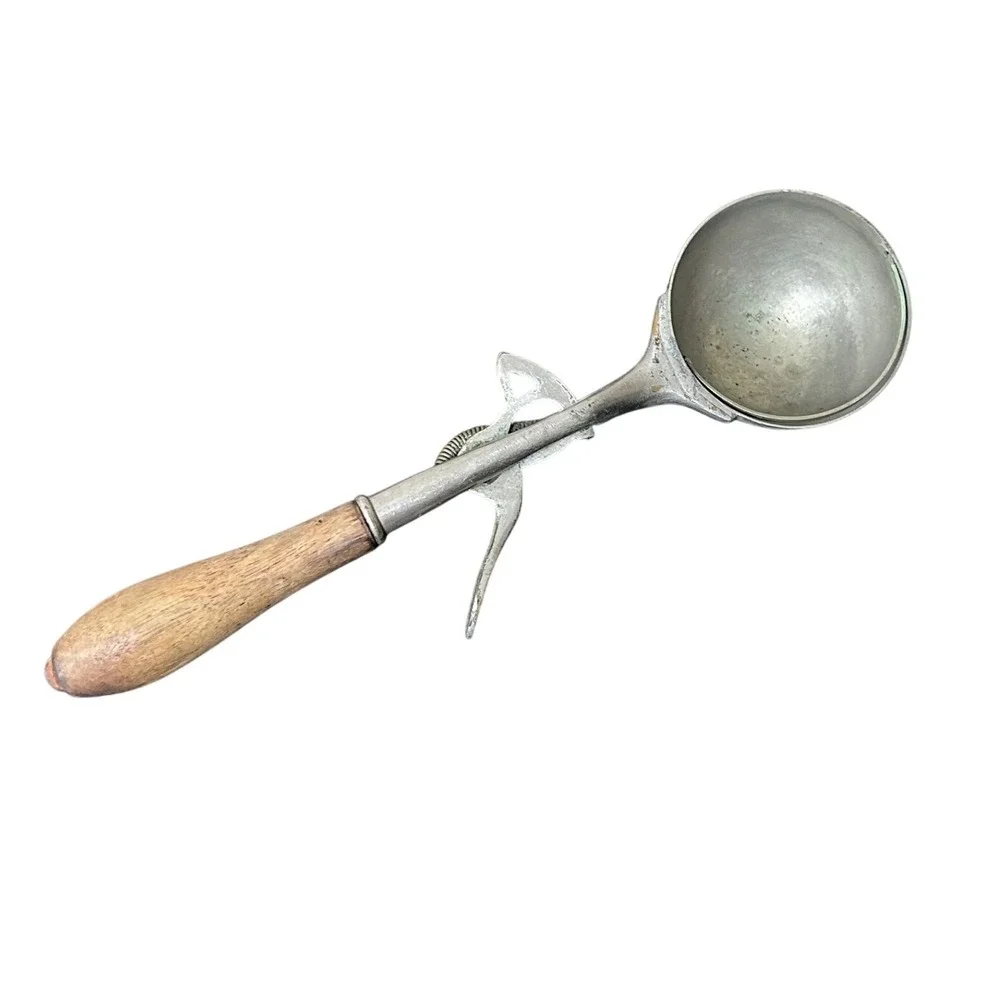 Vintage‎ Ice Cream Scoop Wooden Handle Metal Ice Cream Spoon Kitchen Tool Gadget