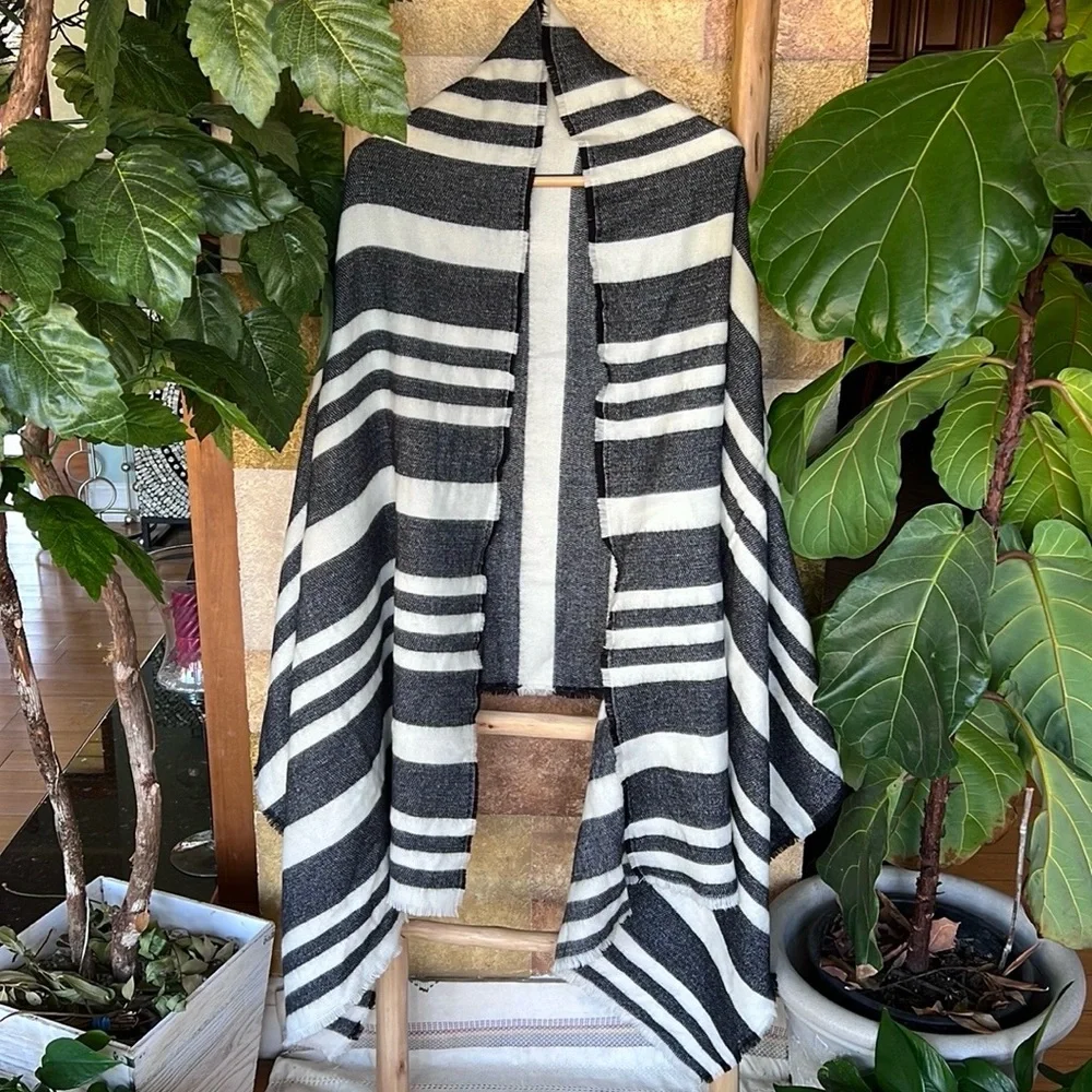 Zara knit coastal purchase
