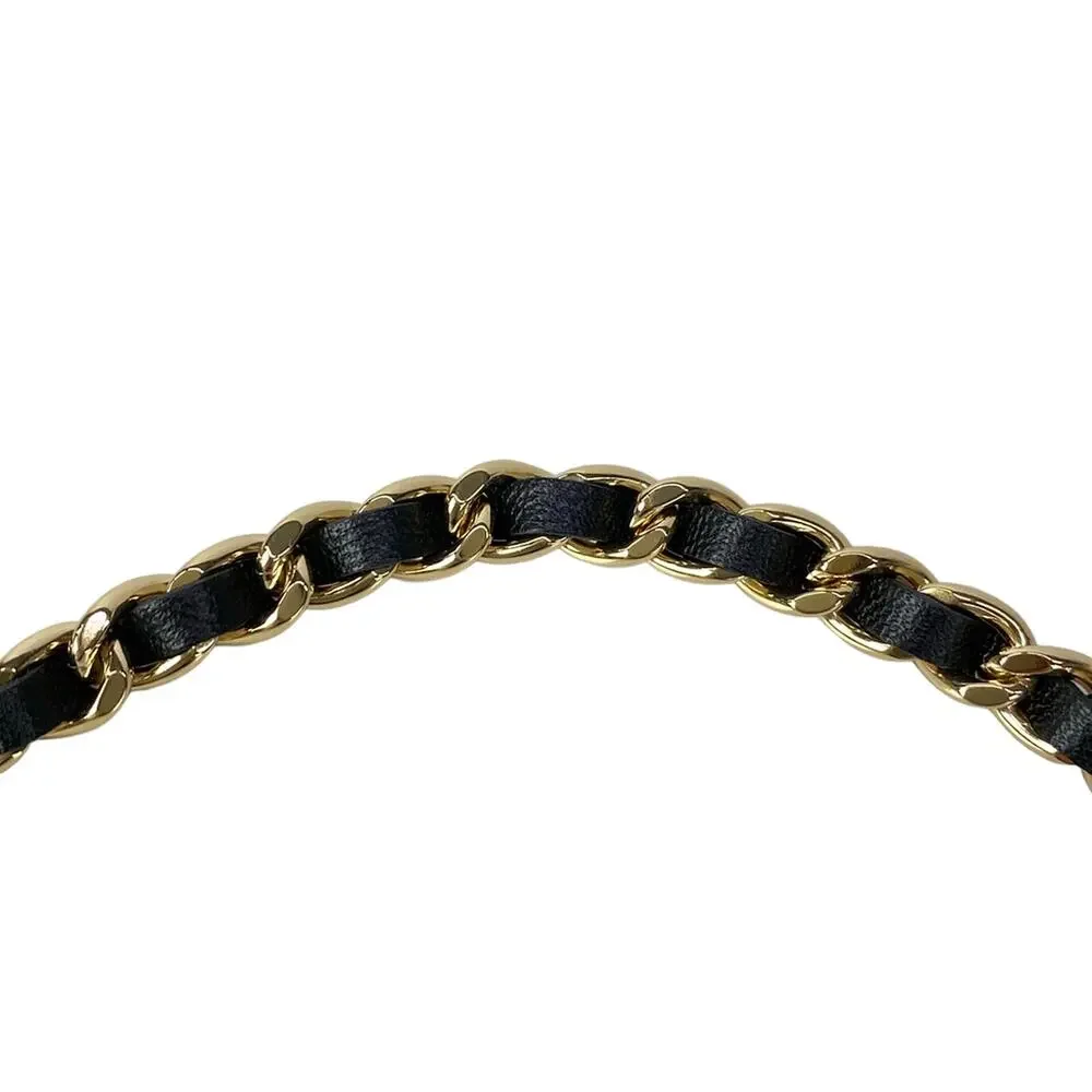CHANEL matelasse shoulder
