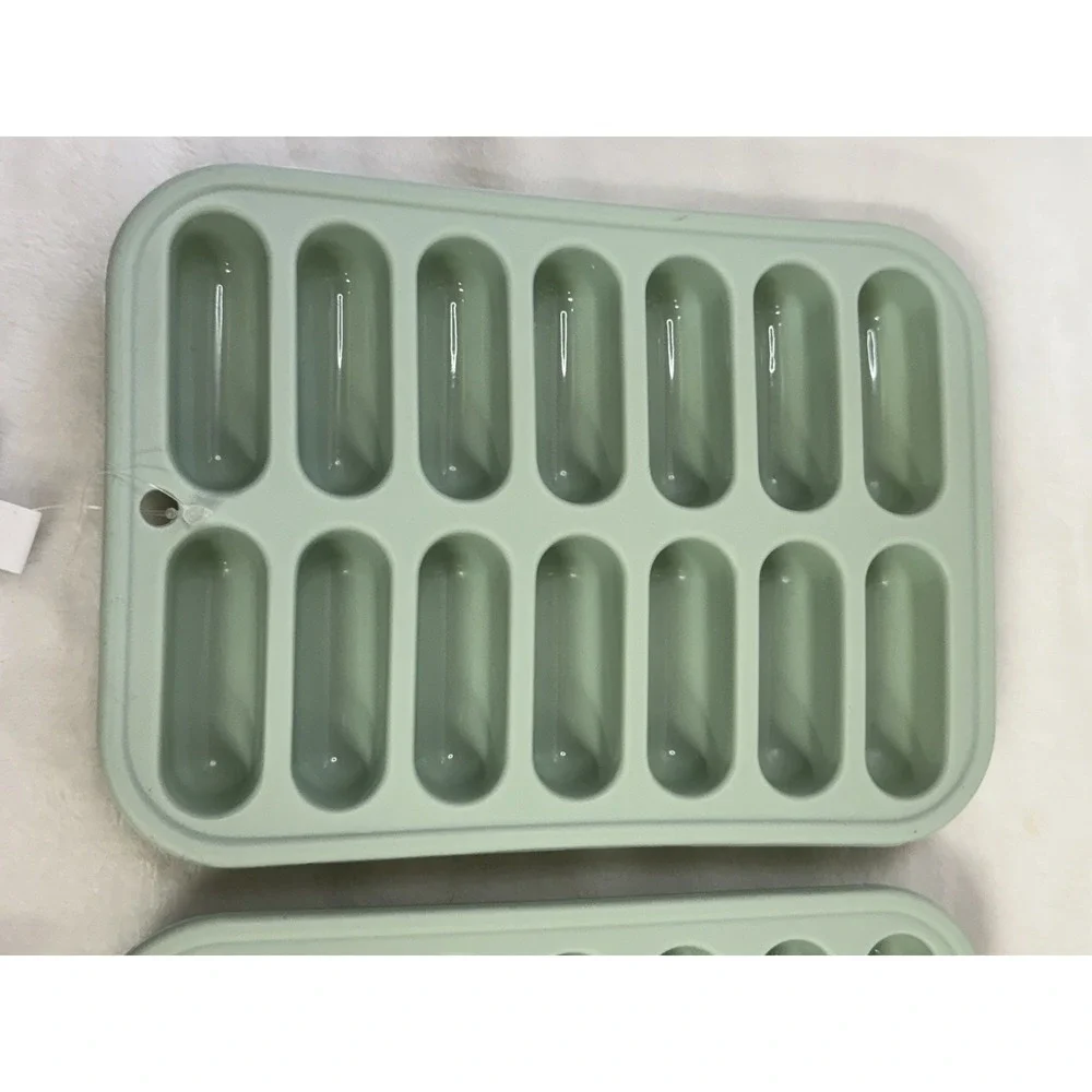 Essentials silicone ice