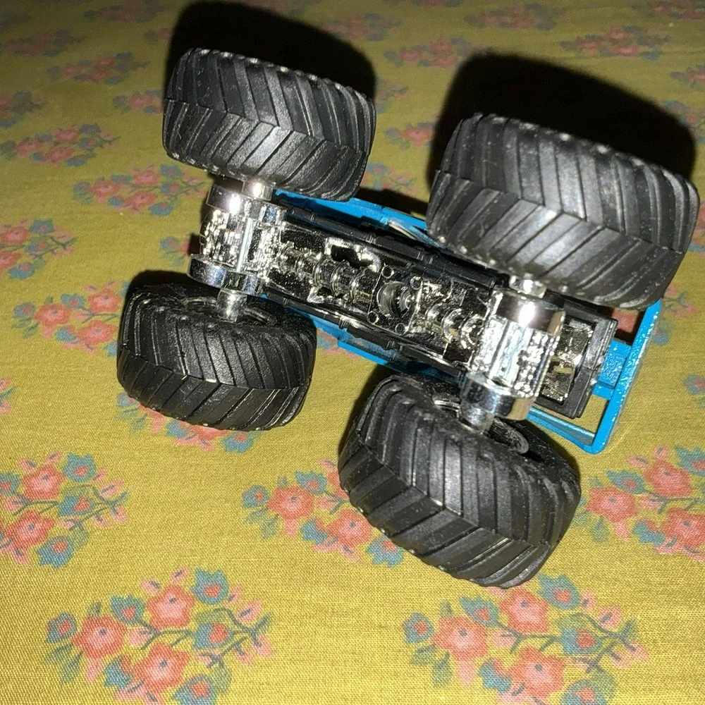 Hot Wheels blue thunder
