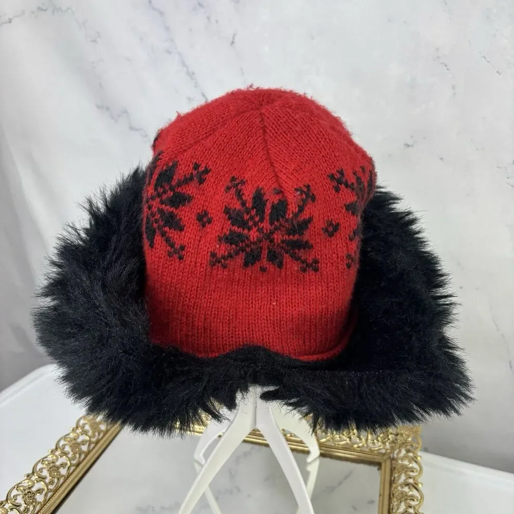 Vintage knit russian