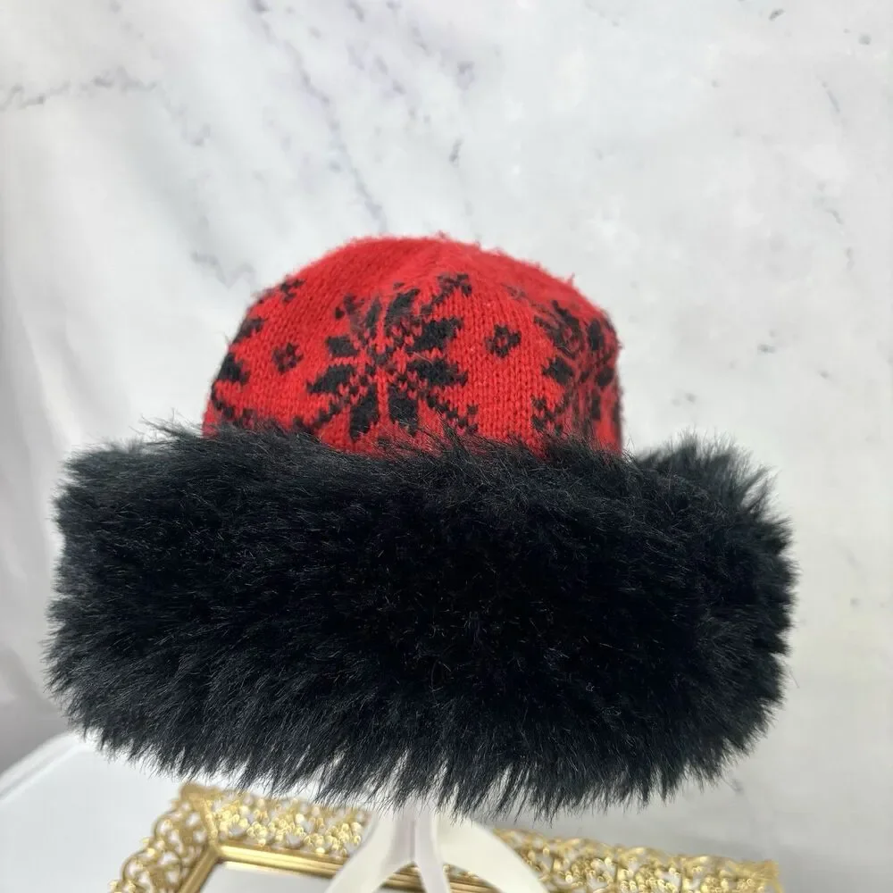 Vintage knit russian