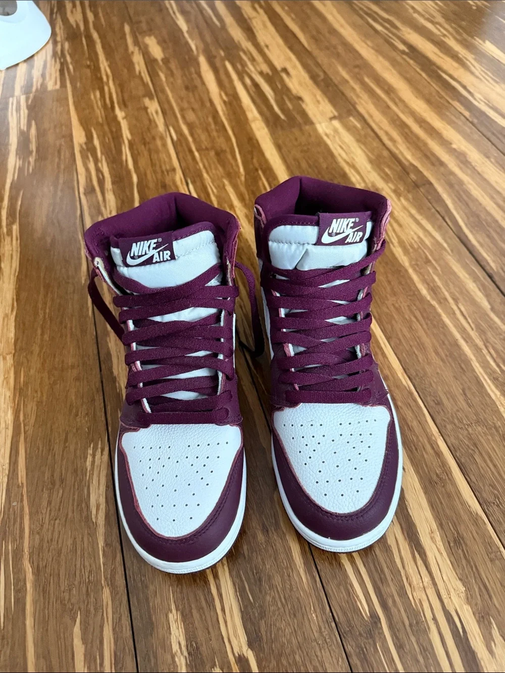 Air Jordan 1 Retro High OG 'Bordeaux'