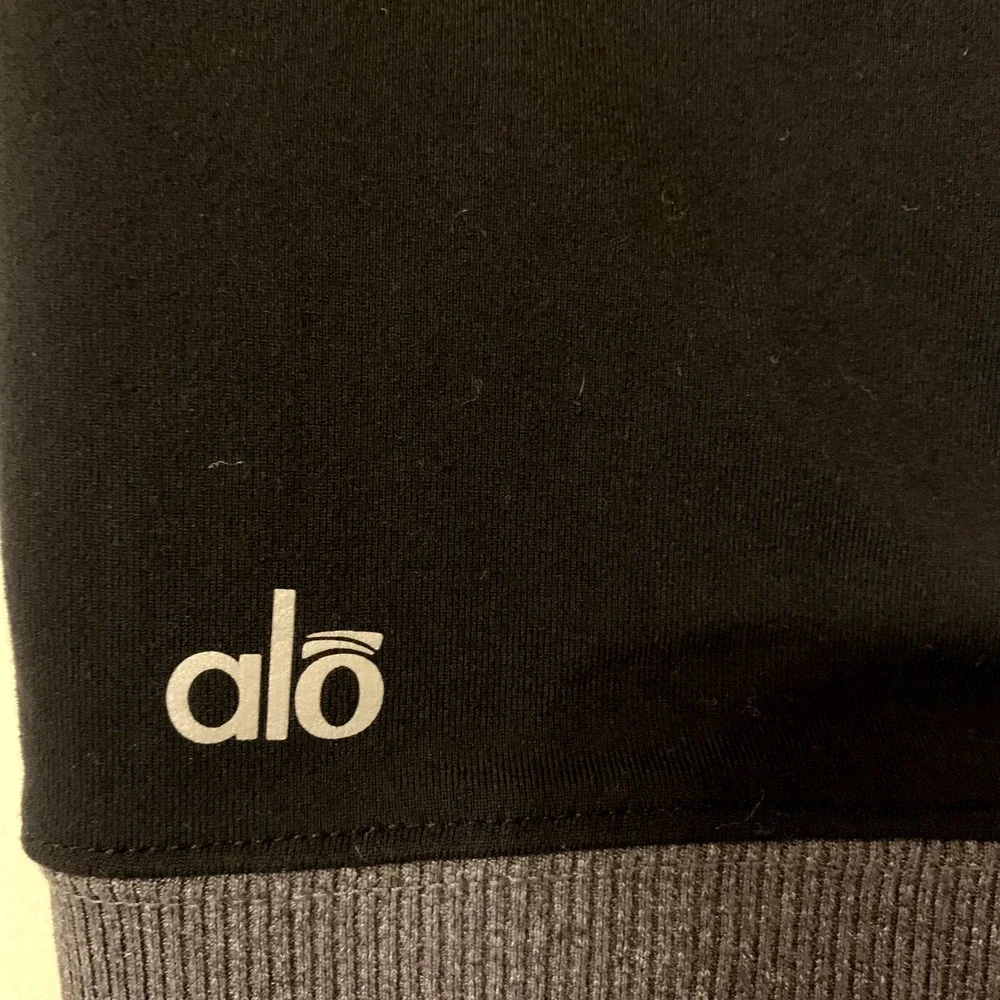 ALO Yoga reposhing see