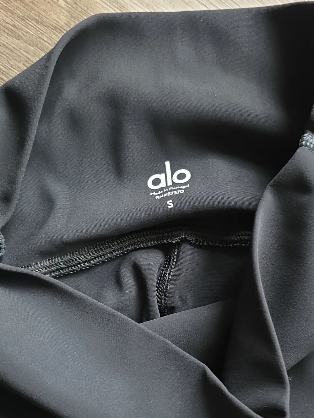 ALO Yoga sleek high
