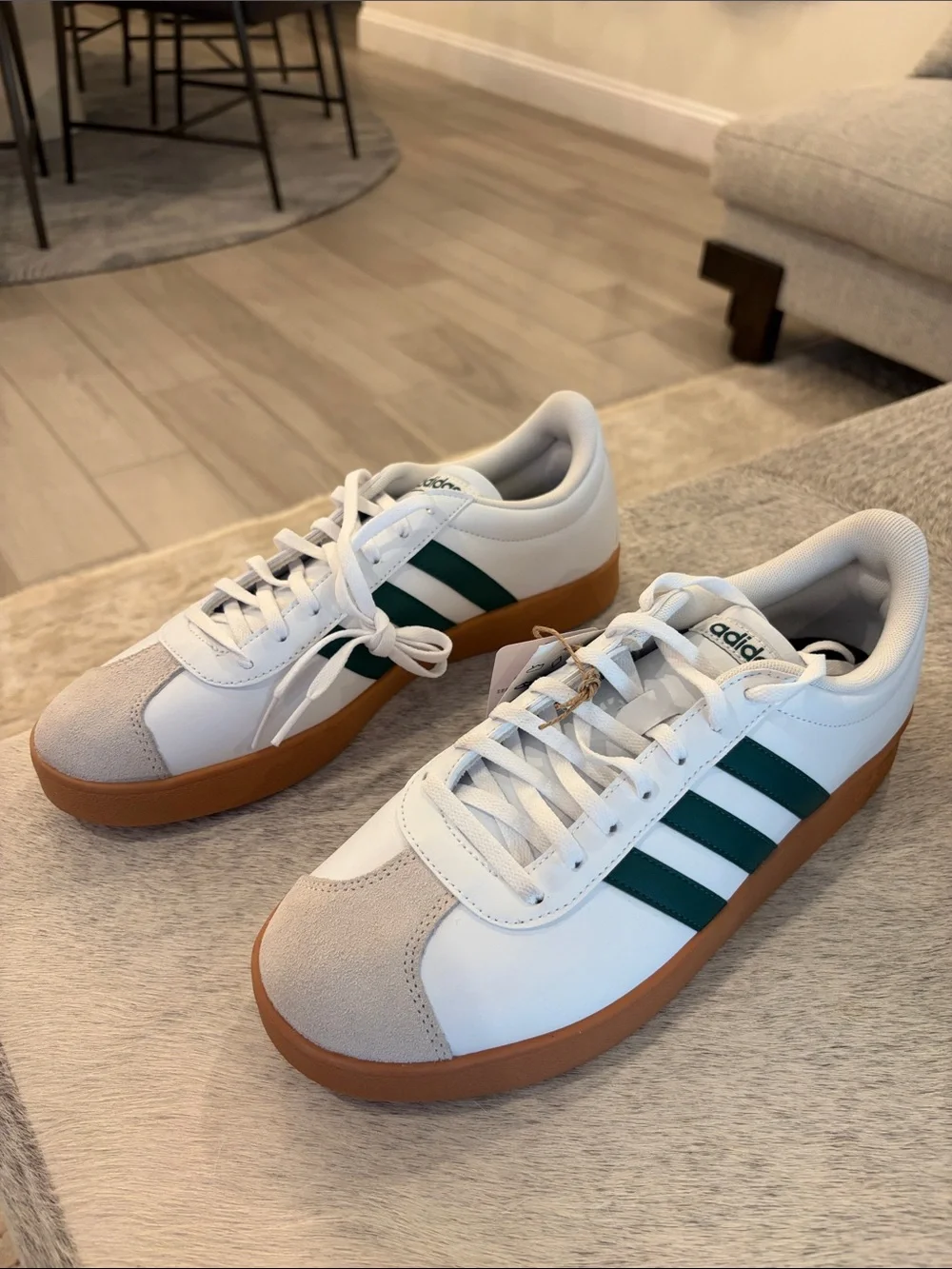 Adidas VL Court Base Sneakers | White/Green Gum Sole | Men’s US 9.5 | NEW No Box