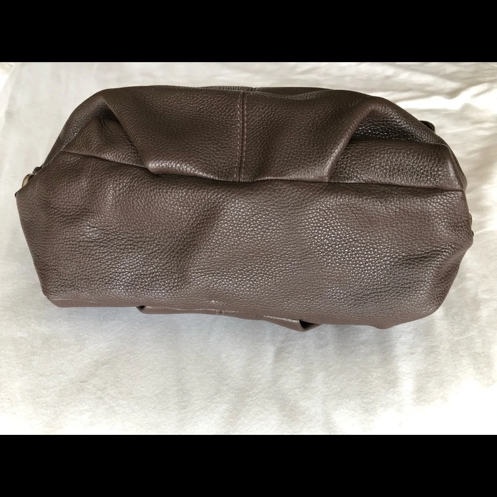 Coach Women's Dark Brown Leather Shoulder Bag