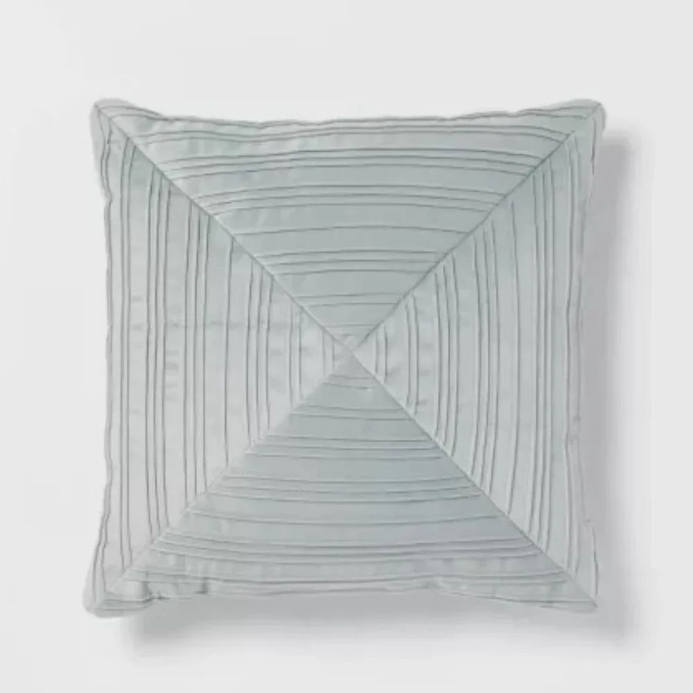 Threshold luxe square