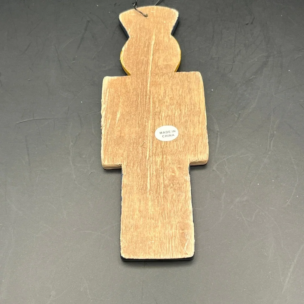 N/A this ornament