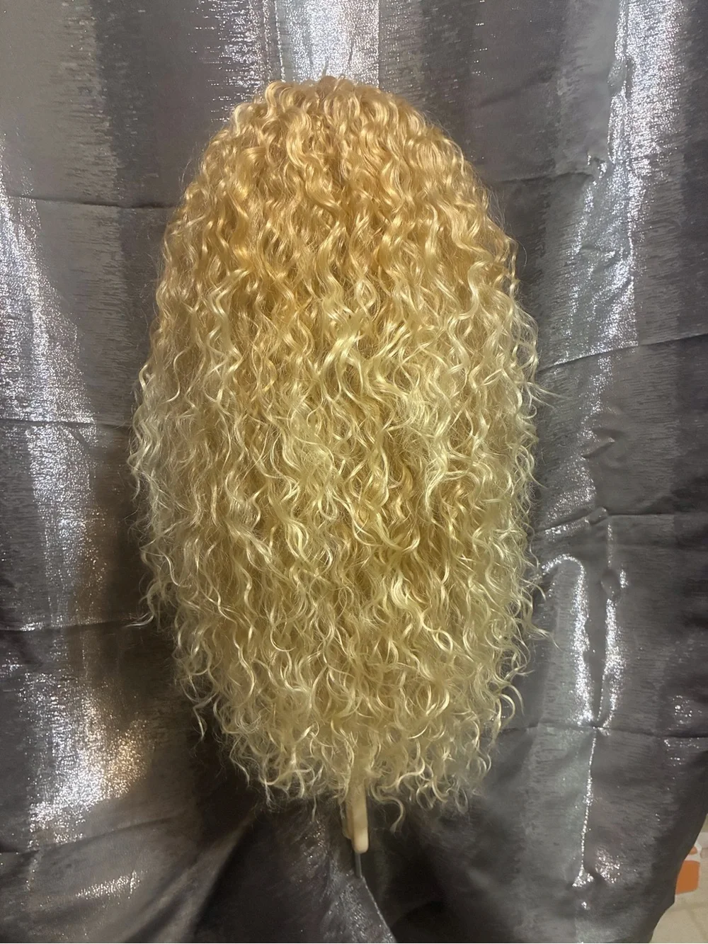 N/A light blonde