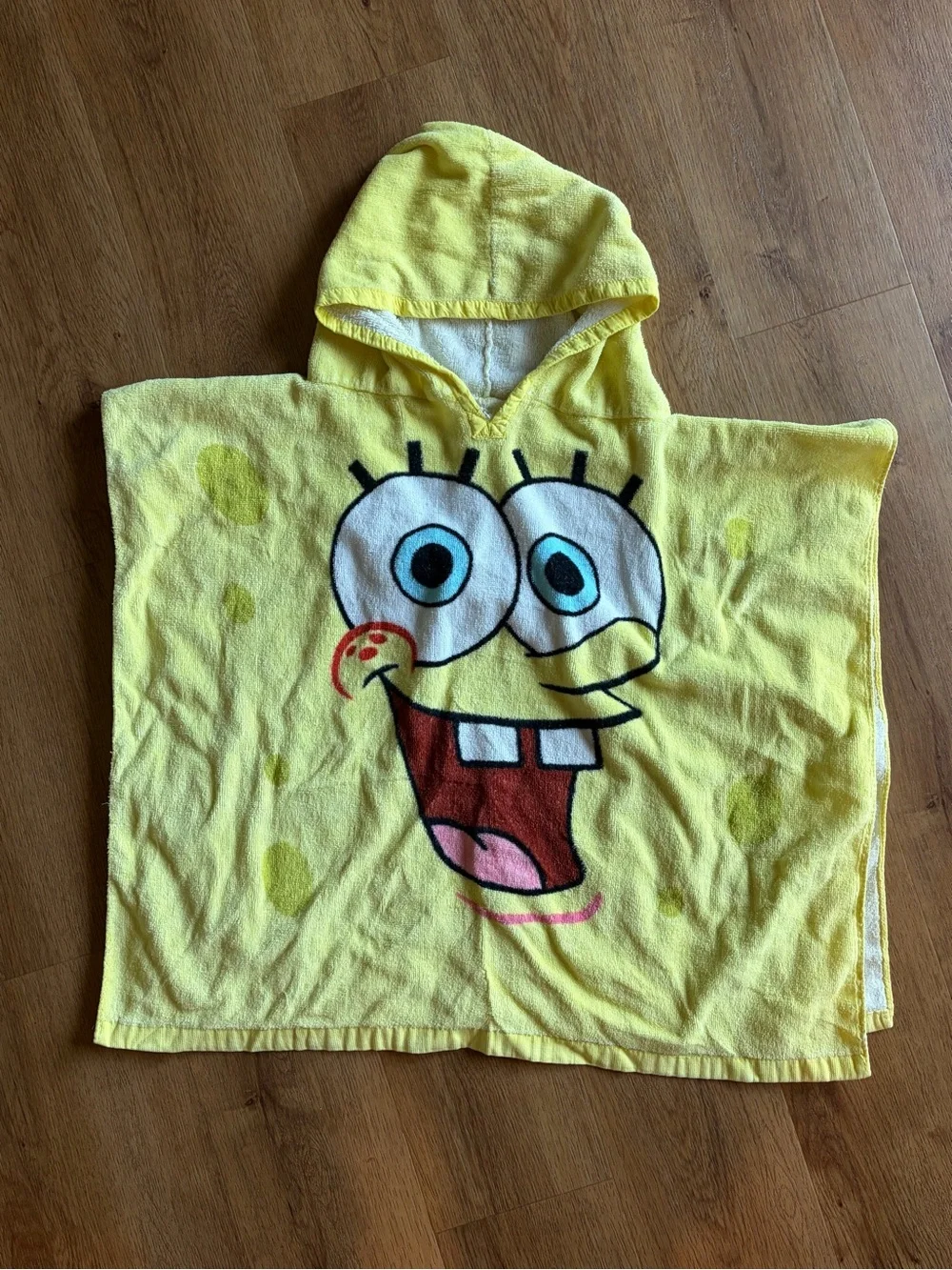 2004 Nickelodeon SpongeBob Hooded Terry Cloth Beach Bath Poncho