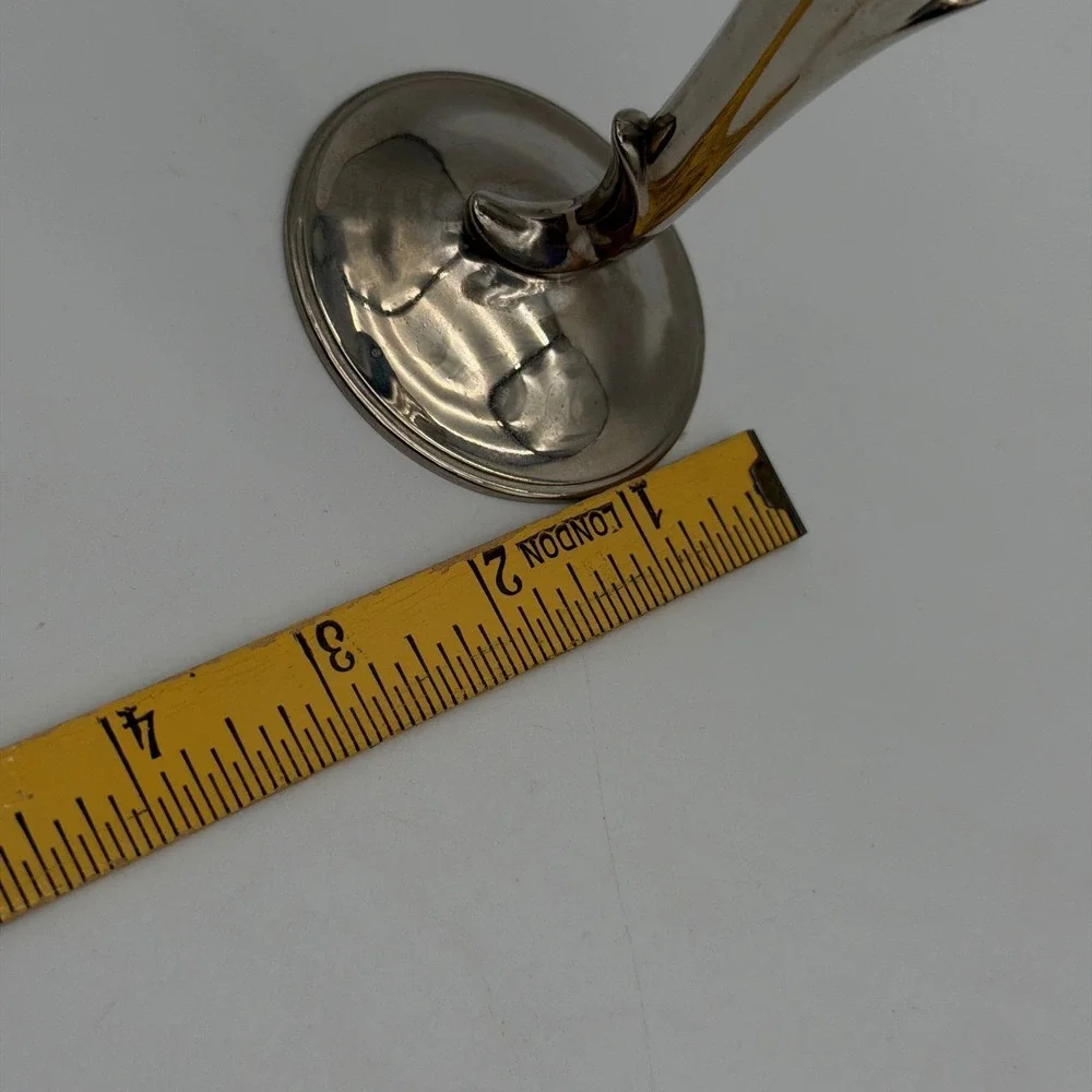 The Unbranded Brand measurements height